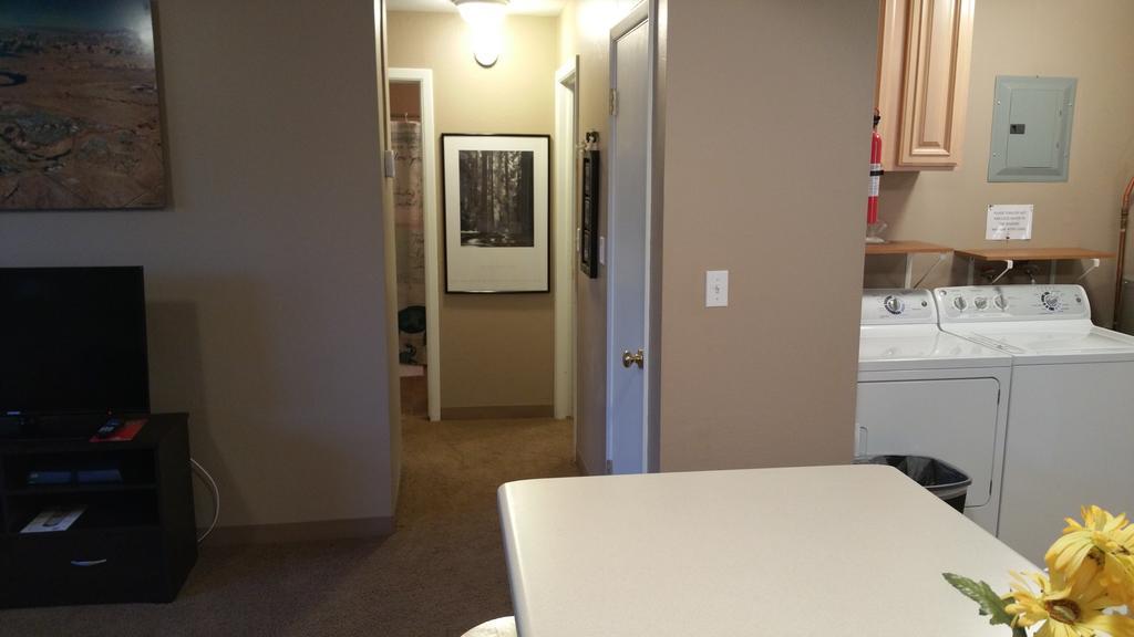 Page Lake Powell Nightly Rental Номер фото